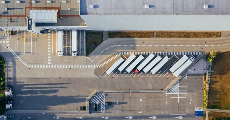 Comparer les stratégies d'approvisionnement